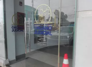 Por este homicidio las autoridades aún están en la búsqueda de dos hombres adultos.