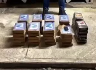 Los paquetes de droga decomisados.