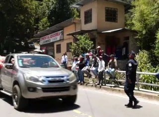 Camiones agrícolas con rumbo a abastecer a los mercados nacionales.