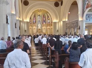 La misa de cuerpo presente se realizó en la Basílica Menor de Don Bosco.
