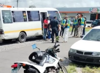 En los distritos de David y Bugaba, migrantes realizan actividades comerciales o solicitan dinero para subsistir y continuar su viaje. 