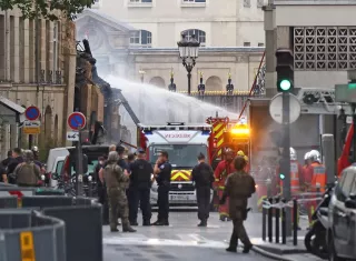 Explosion en Paris.jpg