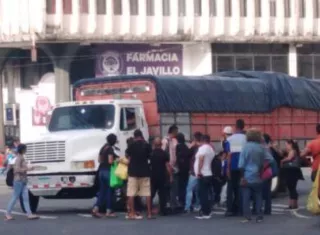 La víctima fue trasladada al Hospital Santo Tomás.