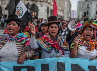 El segundo día de la jornada de protestas antigubernamentales en Perú se desarrolló con movilizaciones y bloqueos en nueve provincias del país. EFE