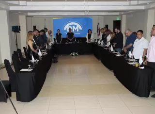 Reunión de la Junta Directiva del partido Realizando Metas.