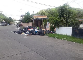 En el distrito de San Miguelito, los pataconcitos de basura pululan en cualquier parte.