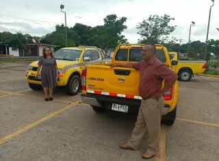 Los taxistas brindan el servicio de transporte de pasajeros a áreas de difícil acceso en Veraguas