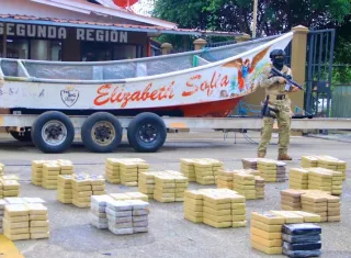 Embarcación cargada con droga.