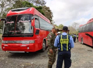 Bus de la ruta Darién-Panamá.  (Foto: Ilustrativa)
