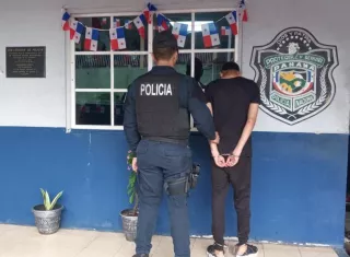 Se trata de un joven de 18 años que fue aprehendido  en el mismo distrito