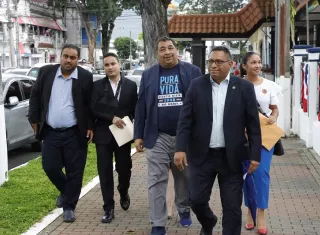 Abogados denuncian al ministro de Seguridad, Juan Manuel Pino y el director de la Policía Nacional, John Dornheim.