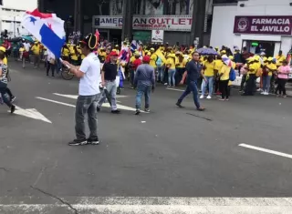 Docentes con rumbo a la Corte Suprema de Justicia.