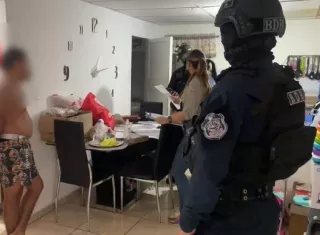 Unos de los pandilleros aprehendidos.