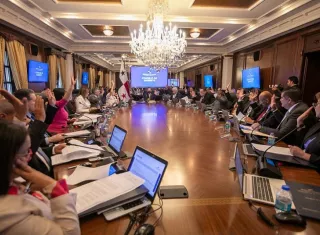 El presidente de la República, Laurentino Cortizo recibió el Plan de Accesibilidad Universal durante el Consejo de Gabinete .