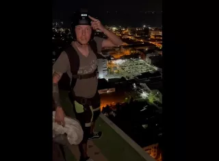  Nathy Odinson, un británico de 33 años, murió al fallar su paracaídas la ciudad turística de Pattaya, en Tailandia. Foto: Redes sociales