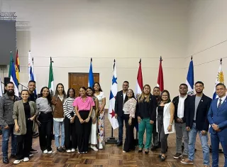 Delegación panameña que participa en el en séptimo Congreso Iberoamericano por la Vida y la Familia.