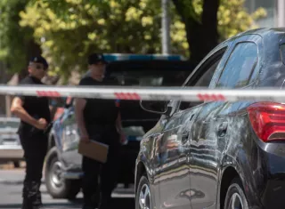  Policía inspeccionando la escena de un crimen en Rosario, Argentina. EFE / Archivo