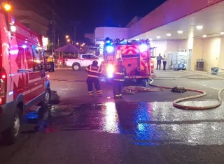 Bomberos en acción.