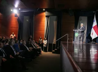 Presentan ante el cuerpo diplomático iniciativa del Canal Seco Multimodal de Trasbordo de Mercancías y su contribución al comercio mundial.