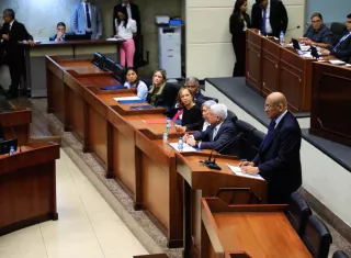 Ministro de Economía, Héctor Alexander, ante la Asamblea Nacional. (Foto: Archivo)