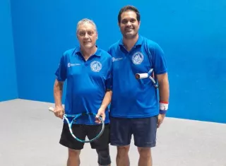 Luis Cerdeira (izq.) y Dayron Mateo, campeones de la primera división del torneo. Foto: Cortesía