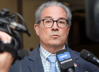 Dr. Fernando Boyd Galindo, ministro de Salud.