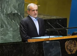 Pezeshkian tachó de “terrorista” el bombardeo israelí contra los suburbios de Beirut. Foto: EFE