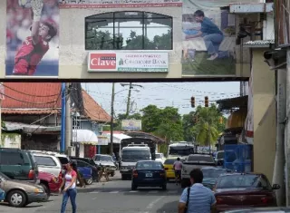 Zona comercial en Paso Canoas, donde ocurrió el accidente anoche.