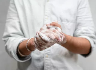 Lavado de manos: disminuye el contagio de virus respiratorios y otras enfermedades. Foto: Pexels