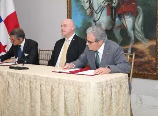 El Organismo de Energía Atómica y el Minsa firmaron Memorando de Entendimiento.