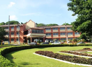 Gobierno anuncia licitación de dormitorios de la UTP