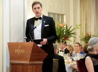 Comité Nobel insta a Maduro a dimitir y aceptar la "voluntad" del pueblo 