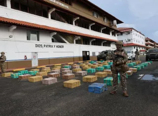 El Senan incauta más de tres toneladas de droga en muelle