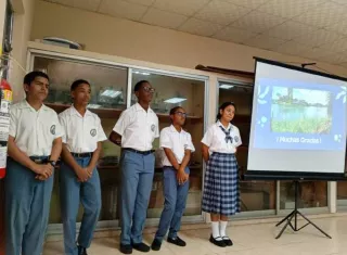 Estudiantes en Colón hacen estudio de lago artificial