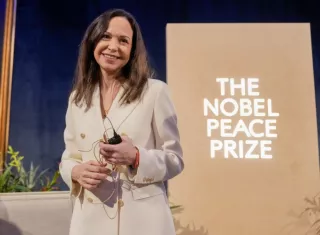 Advierten a Machado que Premio Nobel no es transferible