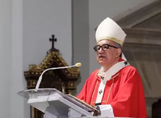 El arzobispo metropolitano, José Domingo Ulloa.