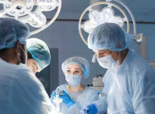 Enfermeras acusan a instrumentadores de querer usurpar sus funciones en los quirófanos.