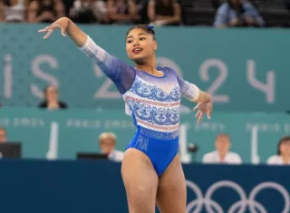 Hillary Heron con otra destacada actuación en la Copa Mundial de Cairo, en la gimnasia artística.