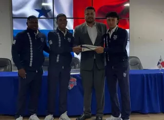 Acto de abanderamiento.