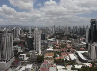 Sector marítimo se reunirá en Panamá para discutir rutas ante conflictos en Ormuz