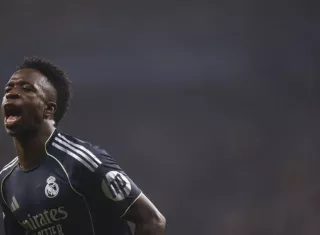 DOBLETE DE VINICIUS SALVA AL MADRID Y RETRASA EL ALIRÓN CULÉ