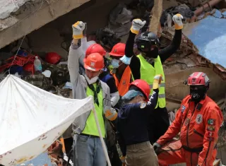Aumenta el drama: 2,295 muertos por doble sismo en Venezuela