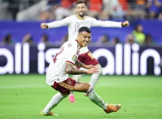 Pedro Porro después de anotar su gol.
