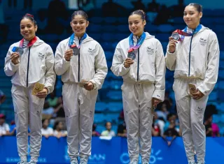 El equipo femenino de gimnasia artística de Panamá que conquistó la medalla de plata en el día de ayer en los Centroamericanos y del Caribe.