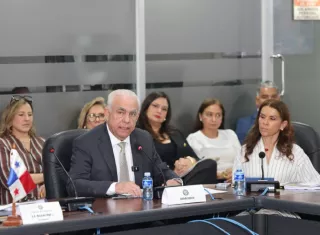 Linares exige cambiar leyes que amarran a jubilados al MIDA