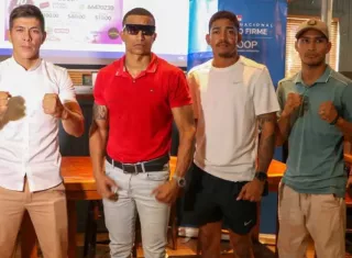 En la conferencia de prensa estuvieron presentes varios boxeadores de la función.