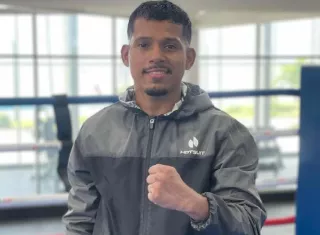 El púgil panameño Carlos ‘El Gallero’ Rodríguez ya se encuentra en Uruguay para el pleito que sostendrá ante el argentino Joel Agustín Contreras. 