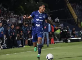 El panameño Manuel Morán está teniendo una destacada participación con el Club Cartaginés de Costa Rica.