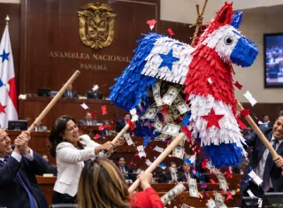 LA PIÑATA DE LOS $35 MIL MILLONES A UN PASO DE APROBARSE