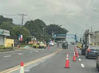 Escena  del accidente mortal.    ( Foto: Tráfico Panamá)